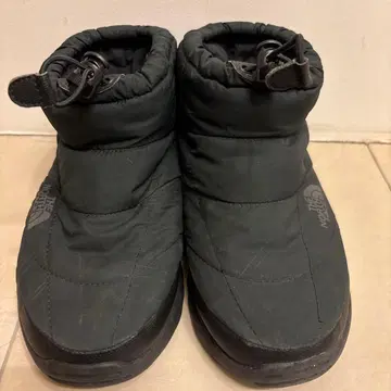 THE NORTH FACE 눕시 부츠 23cm