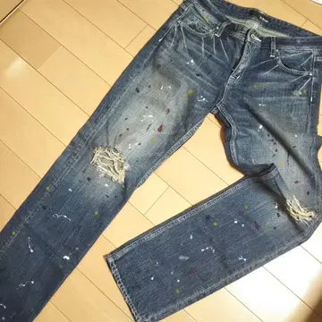 VAROSH 레어 데님 페인트 수염 색빠짐 크러쉬 데미지 가공 M 사이즈