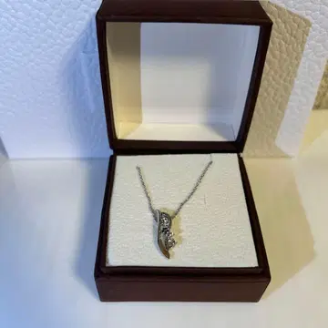 Milluflora 실버 목걸이 다이아몬드풍