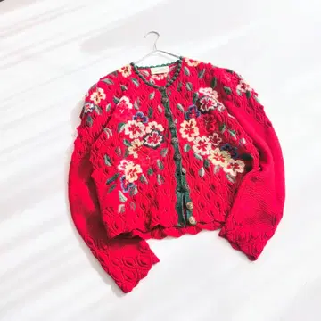 빈티지 꽃무늬 자수 입체편직 레드 티롤리안 가디건 핸드니트