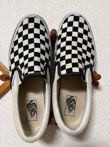 VANS 체크 무늬 슬립온 US8
