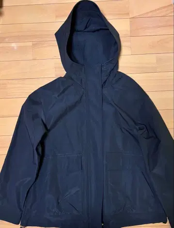 GU 마운틴 후드티