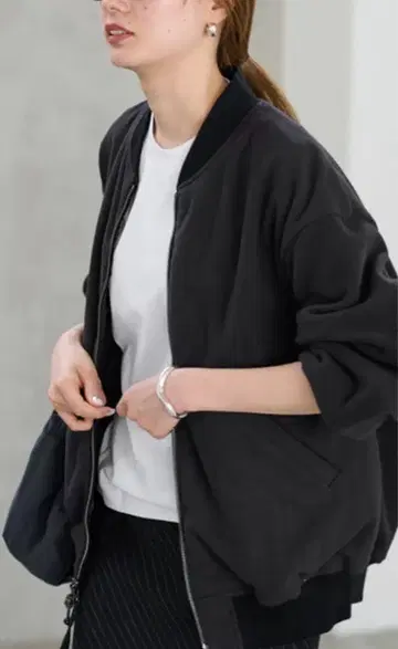 FRAMeWORK 2WAY- MA-1 블랙 (택 포함)