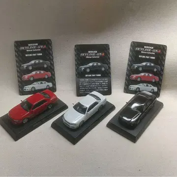 교쇼 닛산 스카이라인 GT-R & 25GT TURBO 3대