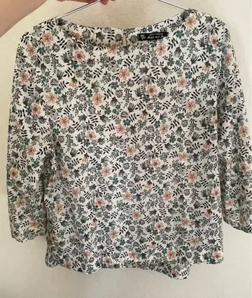 리버티 에데넘 핸드메이드 블라우스