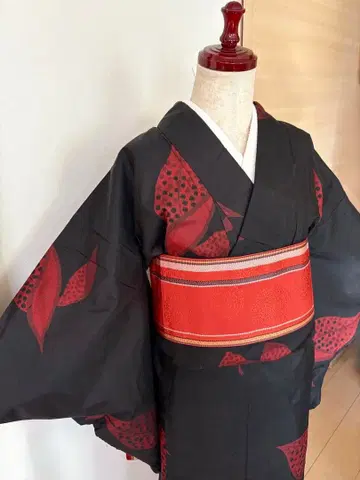 앤티크 명선 나뭇잎 패턴