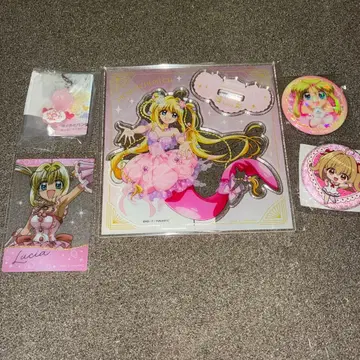 피치피치피치 대길 마루쿠지 아크릴 스탠드 아크스타 루치아 캔뱃지