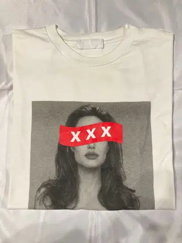 GOO SELECTION XXX 안젤리나 졸리 T셔츠