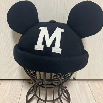 미키 귀 달린 블랙 모자