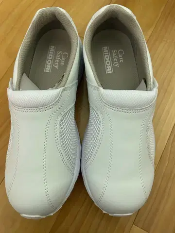 간호사 신발 화이트