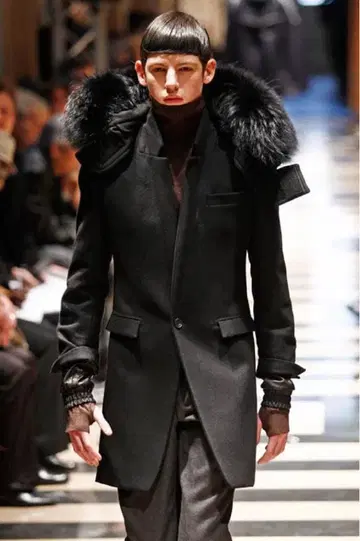 Juun J aw 2008 퍼 달린 블랙 체스터 코트