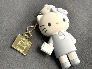 헬로키티 키링 스카이블루 시크릿 마스코트 참 B 간호사