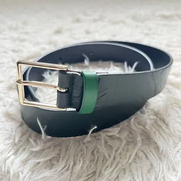 새상품급 폴스미스 로고 엠보싱 가죽 벨트 정가 22000엔 다크 그린