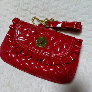 사만사베가 빨간색 퀼팅 숄더백