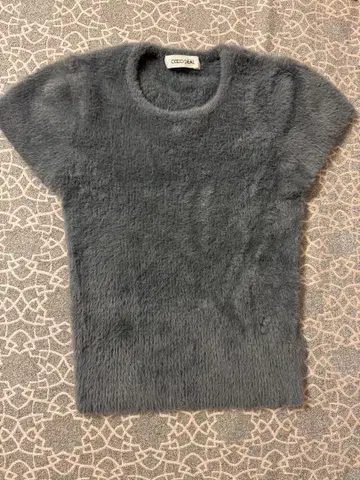 코코딜 그레이 보들보들 반팔 니트 M