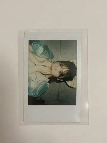 사쿠라이 유이 폴라로이드 쵸메데타 의상