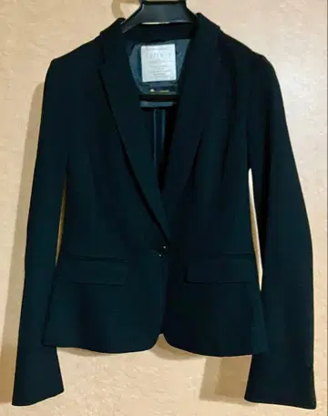 새상품급 [Reflect] 허리 라인 테일러드 자켓 BLACK/7호