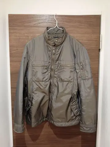 레어 캘빈클라인 카키 나일론 자켓 남성용