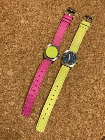 감사 가격 닉슨 Small Time Teller Leather 손목시계