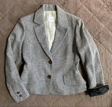 Jines 그레이와 화이트의 트위드 자켓