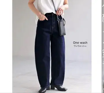 새상품 HUG.U 데님 배럴 레그 청바지 커브 S 사이즈