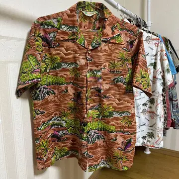 Waikiki 76 와이키키 빈티지 반팔 하와이안 셔츠