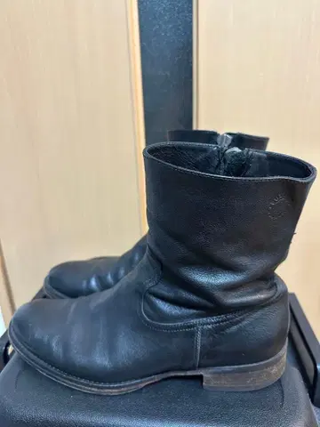 부테로 BUTTERO 블랙 가죽 사이드 지퍼 부츠 41 B825