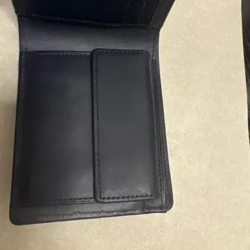 CASTELBAJAC 블랙 접이식 지갑 뜨개질 디자인