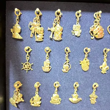 Hello kitty accessory Collection