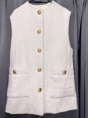 Apart by 화이트 베스트