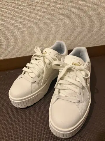 [ 새상품급 ] 23cm PUMA 스니커즈