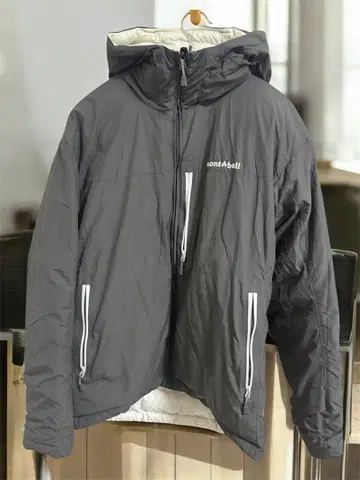 montbell 후드 부착 다운 자켓