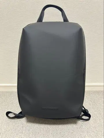 어반 익스플로러 내로우 블랙