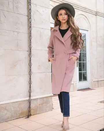 에밀리아 위즈 스텐카라 코트 베이지