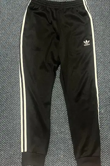adidas 블랙 트랙 팬츠 M