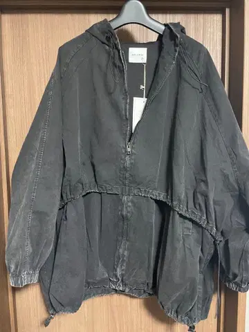 오버 사이즈 후드 부착 자켓 블랙