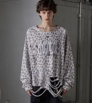 GRANCY 올 패턴 큐빅 그래픽 롱 T M 사이즈