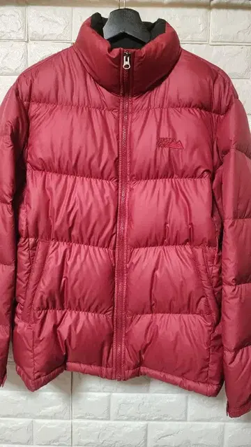 새상품급 FIRST DOWN 다운 자켓 빨간색 로고