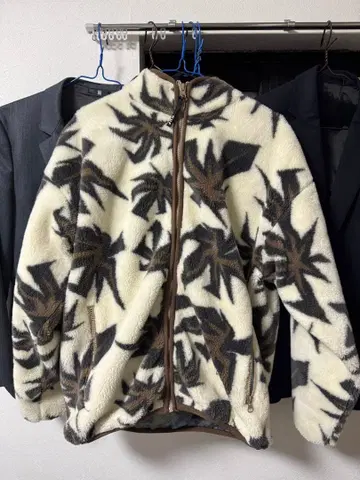 [ 초레어 ] HUF 야자수 패턴 플리스 자켓 S