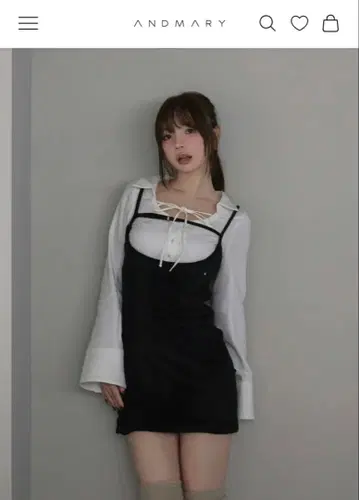 베티 벨루어 미니 드레스 블랙