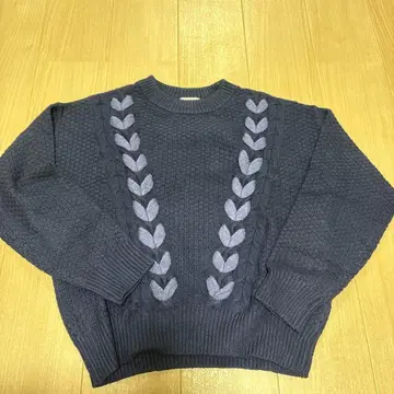 beamsHeart 리프 무늬 긴팔 니트 스웨터