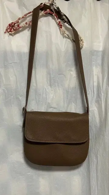 브라운 갈색 인조 가죽 숄더백 지퍼 마그넷 개폐