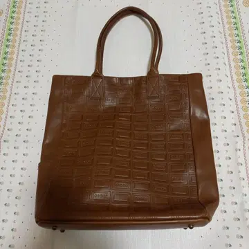 새상품 펠리시모 초콜릿 백 Q-pot.