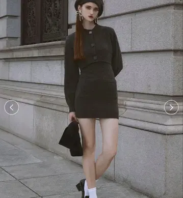 로고 버튼 니트 세트 원피스