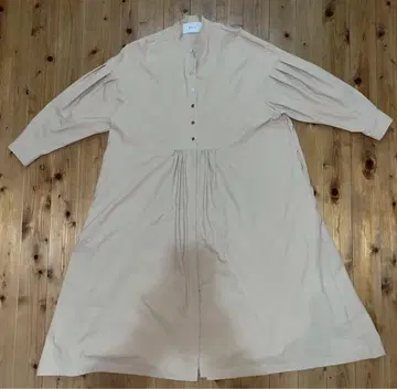 AVIE 베이지 원피스