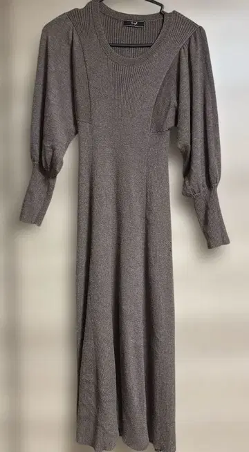 스나이델 원피스