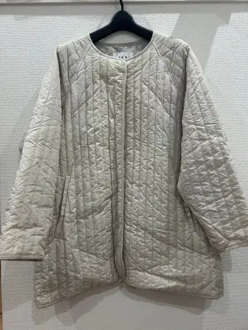 베이지 퀼팅 자켓