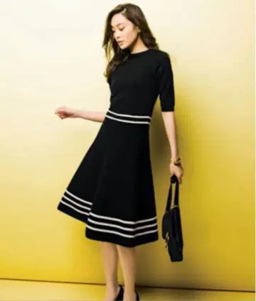 디노스 So close, 홀가먼트 니트 원피스