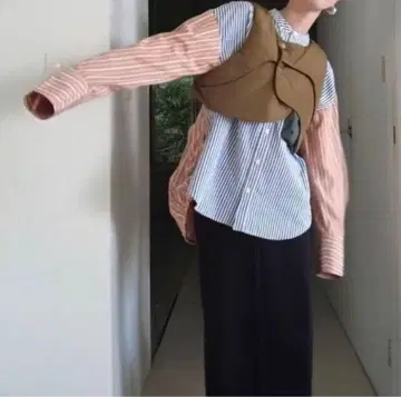 ommo SQUARE SLEEVE SH