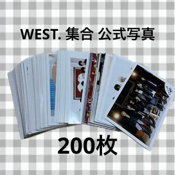 WEST. 집합 공식 사진 200장